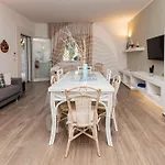 Giada - Mini Piscina Con Idromassaggio By Cala Salento Дом отдыха *