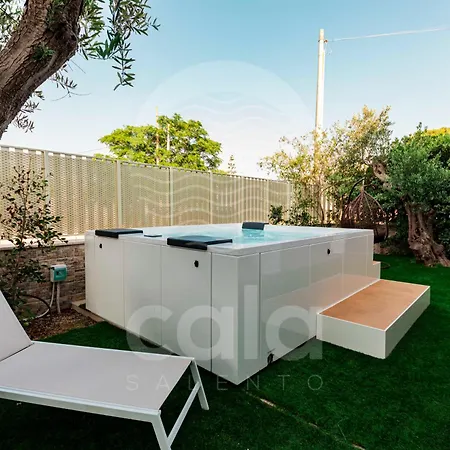 Giada - Mini Piscina Con Idromassaggio By Cala Salento 切萨雷奥港